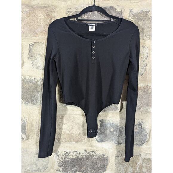 Fashion Nova Body Suit Woman's Medium Black Henley Basic Minimalist Gothic - Picture 1 of 13
